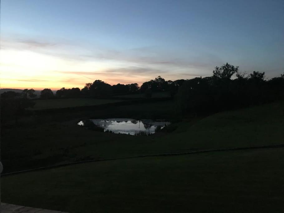 Gilfach Gower Farm Luxury Yurt With Hot Tub 호텔 아만포드 외부 사진